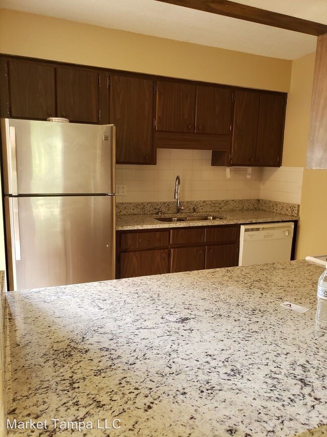 Building Photo - 2 br, 1 bath House - 175 Picardy Villa #201