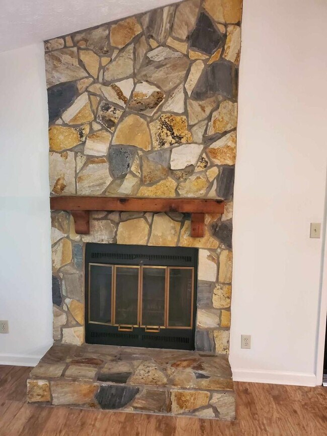 Foto del edificio - 2 Bedroom, 2 Bath Apartment