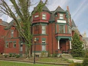 Building Photo - 1430 S 4th St