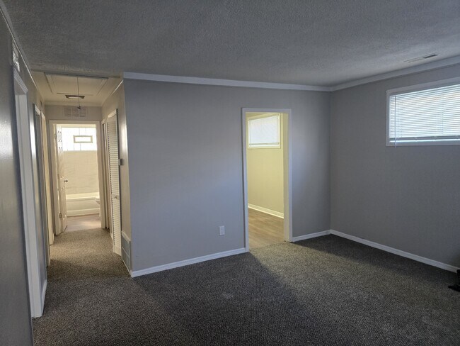 Foto del edificio - 12867 Westbrook St