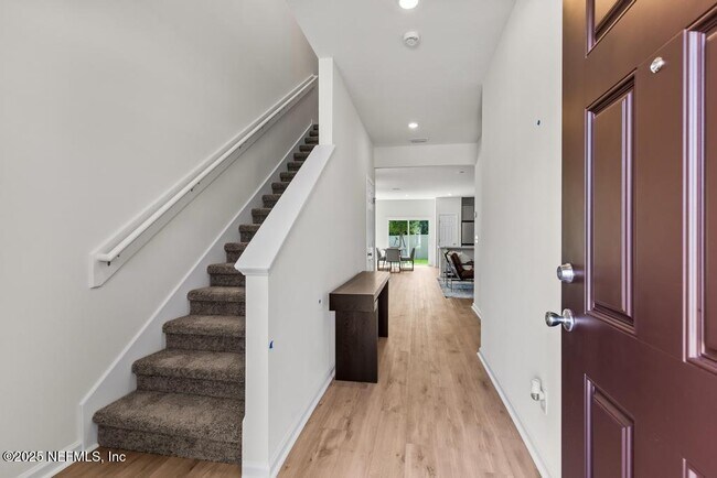 Foto del edificio - 125 Beach Palm Ct