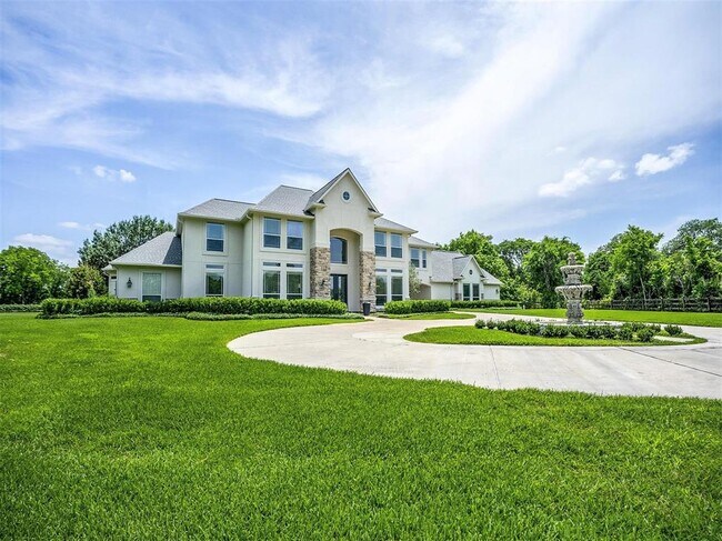 Building Photo - 1402 River Cliff Ct