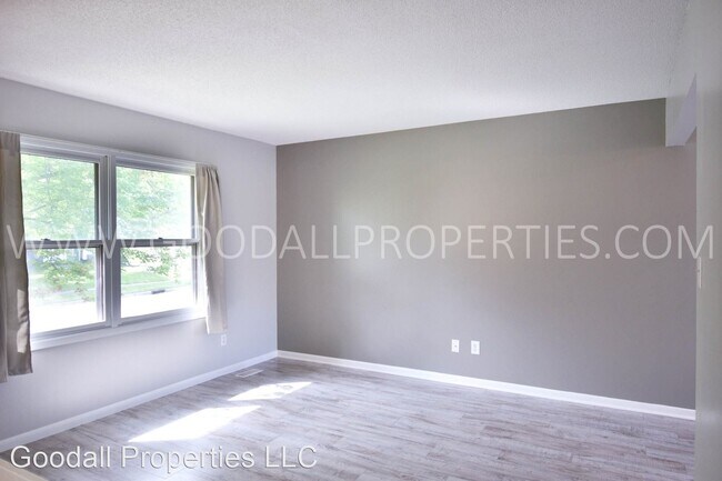 Foto del edificio - 4 br, 2 bath House - 9509 Monroe Ct