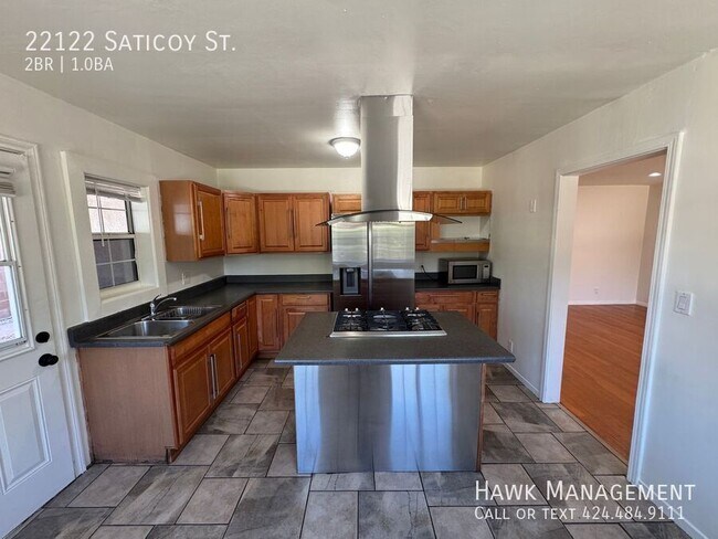 Foto del edificio - 22122 Saticoy St