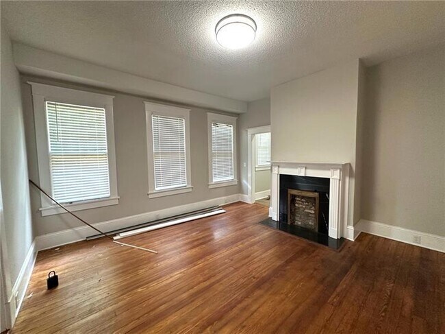 Foto del edificio - 2676 Cherokee Ave