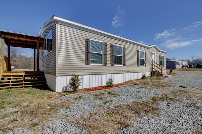 Building Photo - 295 Seay Rd