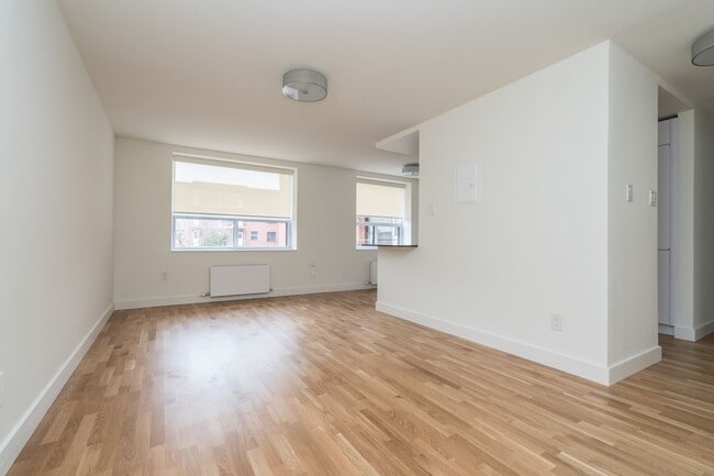 Building Photo - 56 Eccleston Drive