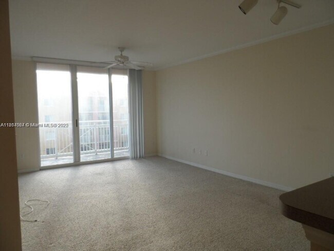 Foto del edificio - 2665 SW 37th Ave