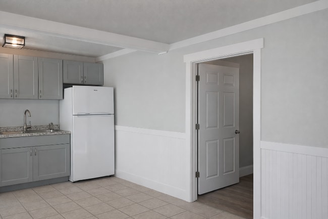 Building Photo - 5094 J E L Dr