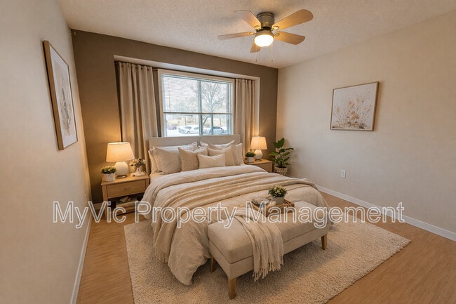 Photo du bâtiment - 11045-11123 123 St NW