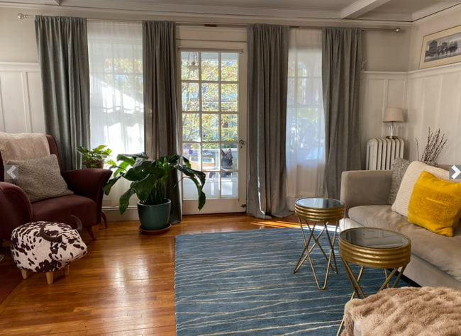 Building Photo - 32 Russell St