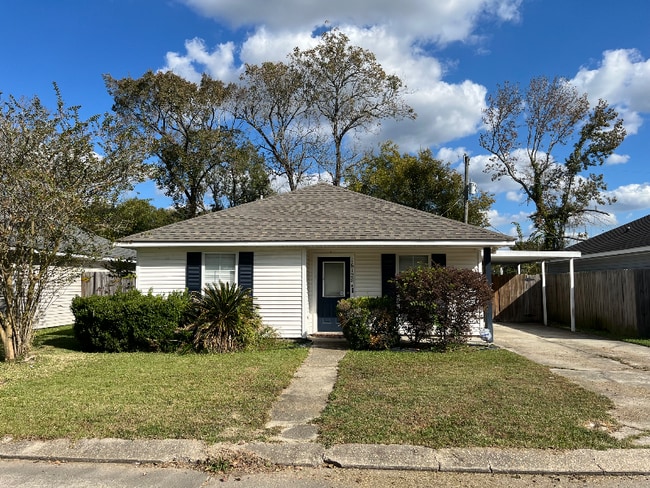 Building Photo - 16128 Monica Dr