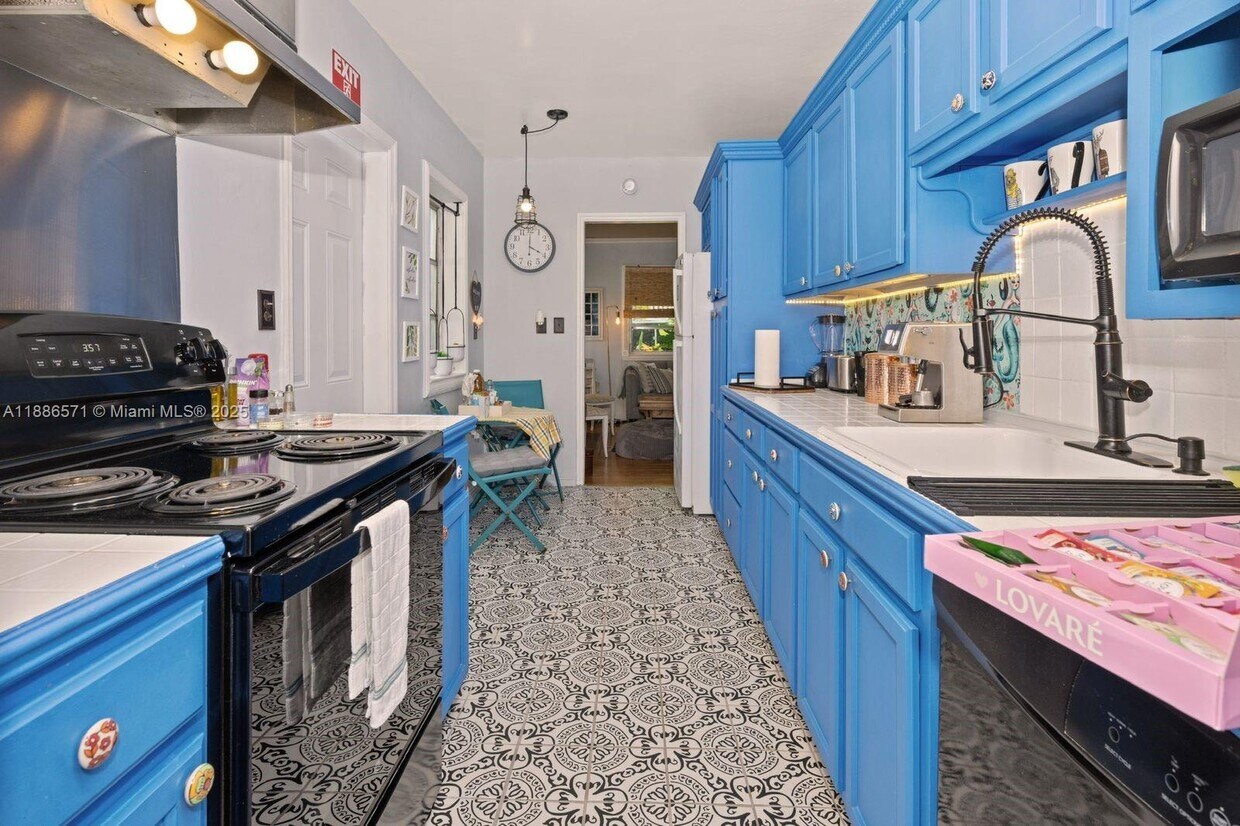 Foto principal - 1701 Fletcher St