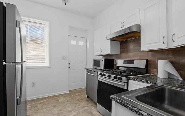 Foto del edificio - 460 S Pershing Ave