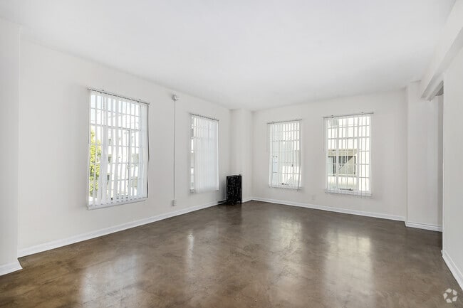 Studio - 500SF - Living Room - Wilshire Mediterranean Apartments