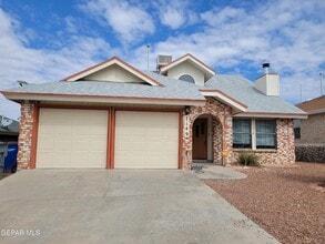 Building Photo - 7149 Golden Hawk Dr