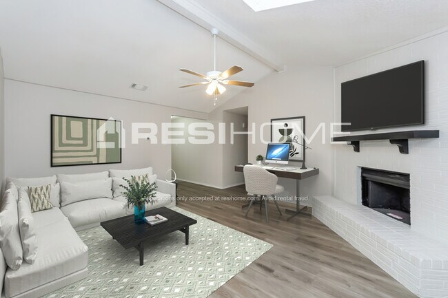 Foto del edificio - 513 Normandy Lane