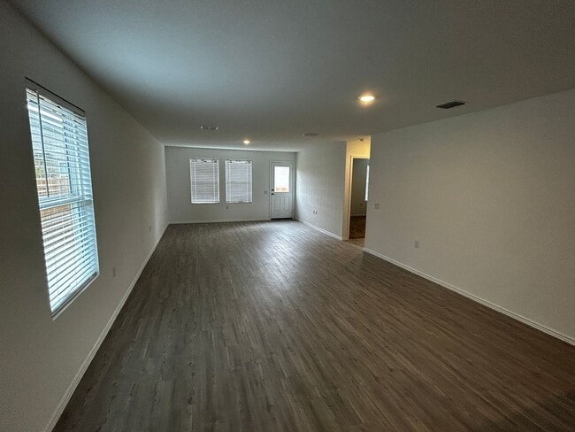 Foto del edificio - VIDA Subdivison - 4bed 2 bath Home