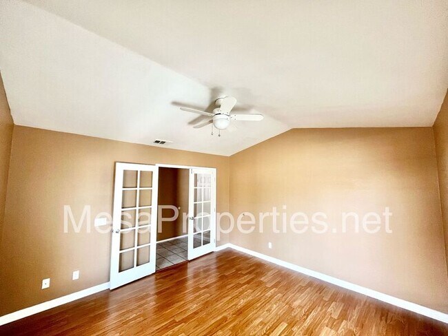 Building Photo - 12809 Gifford Way