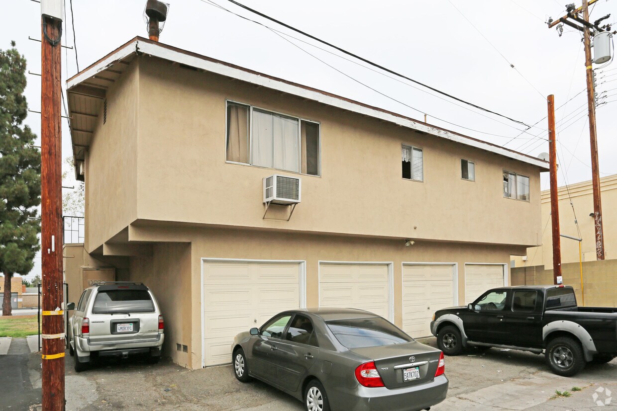 Foto del edificio - 12072 Haster St