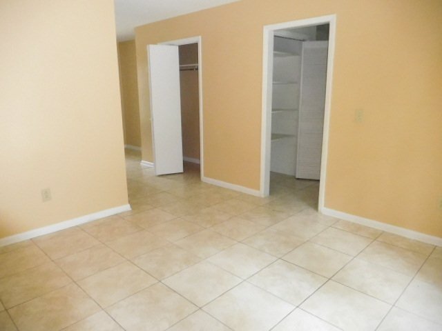 Building Photo - House for Rent