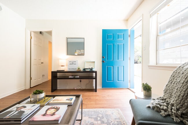 Building Photo - Eastwood Apartments