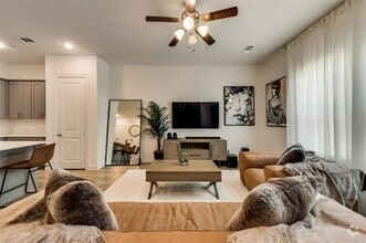 Building Photo - 4139 Kearsage Dr