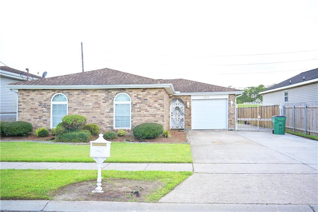 Primary Photo - 1800 Watling Dr