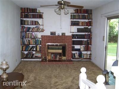 Building Photo - 3 br, 1.5 bath House - 1434 Helm