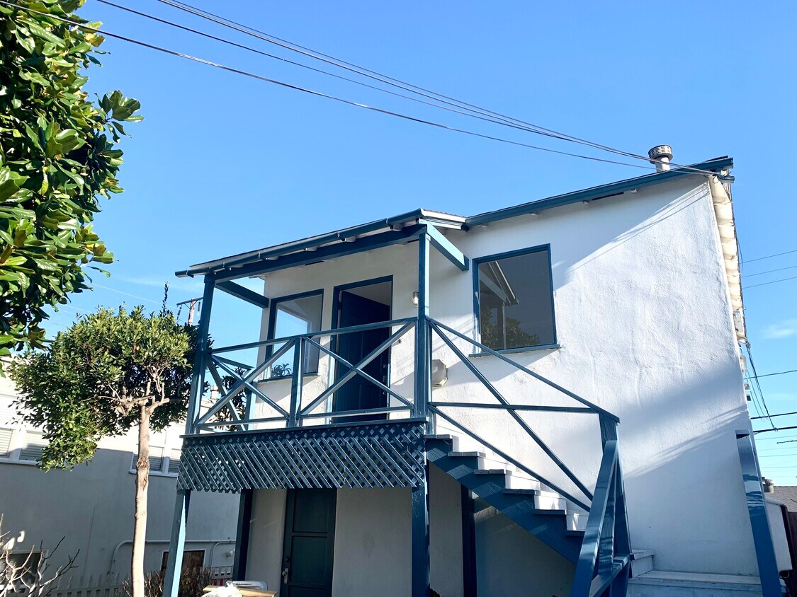 Front View - 1809 12th St