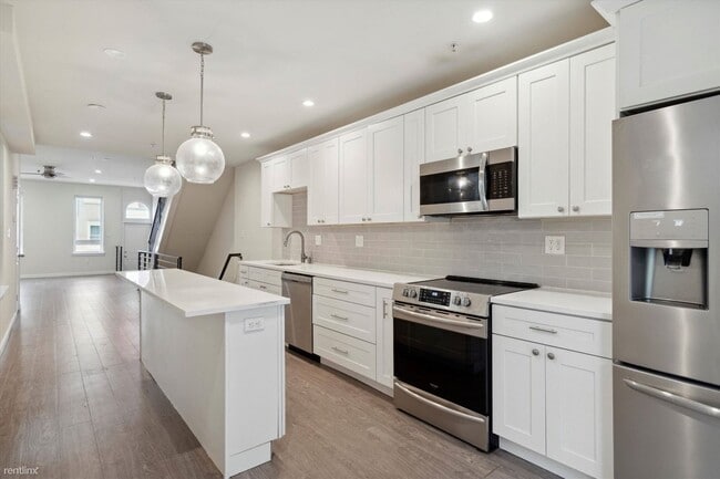 Building Photo - 5 br, 5 bath House - 1826 W Montgomery Ave