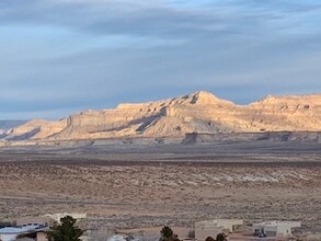 Building Photo - 1001 Tower Butte Dr
