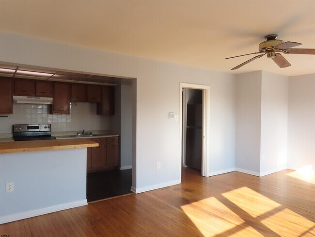 Foto del edificio - 139 N Dorset Ave