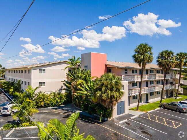 Building Photo - Labelle Harbor