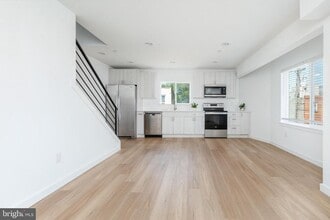 Building Photo - 314 W Norris St
