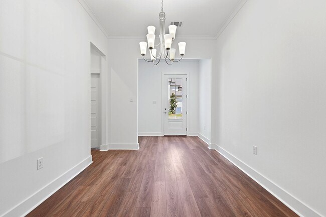 Foto del edificio - Available in the heart of Baton Rouge