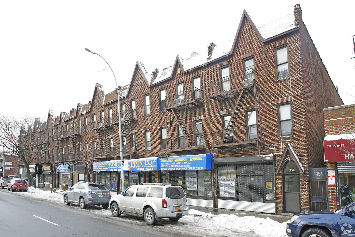 Foto principal - 1458 Coney Island Ave