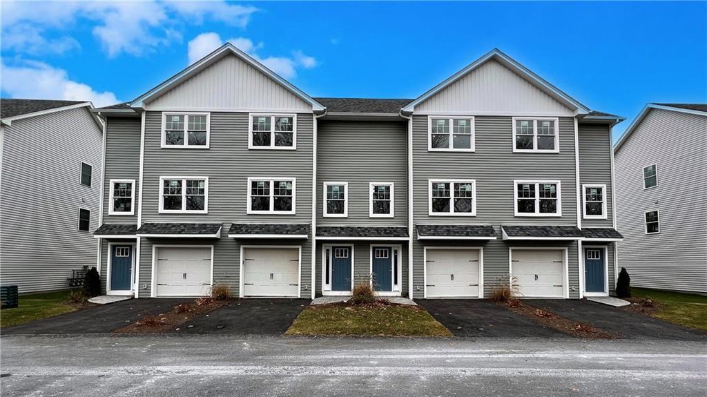 83 Pulaski St Unit 6, West Warwick, RI 02893 Room for Rent in West