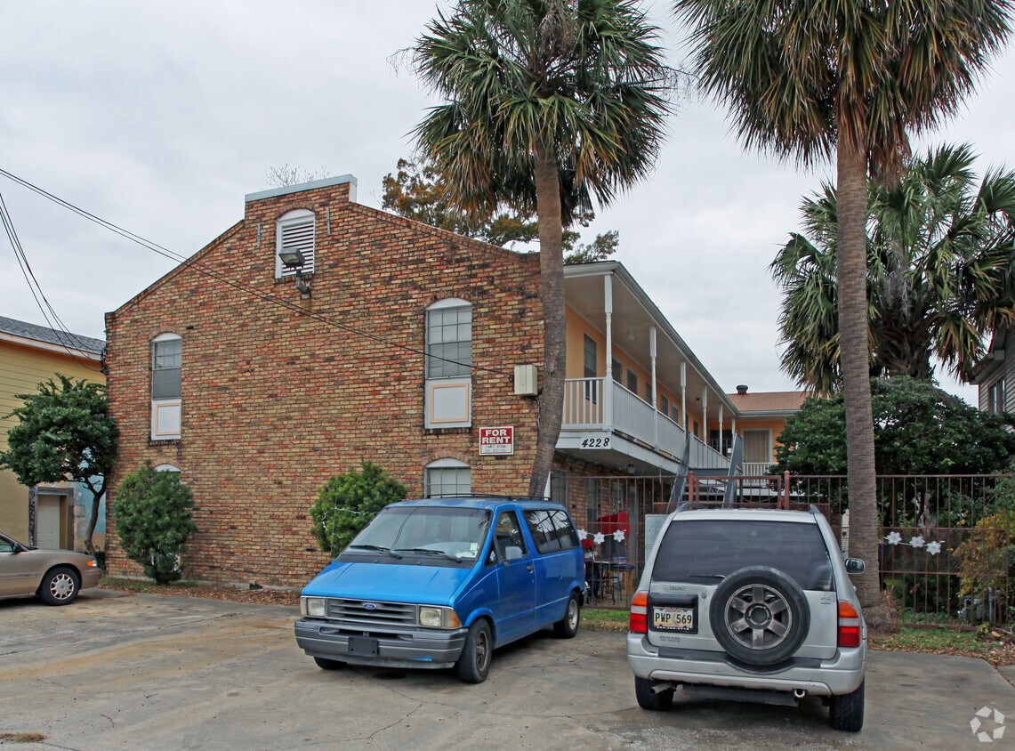 4228 Marigny St, New Orleans, LA 70122 Apartments in New Orleans, LA