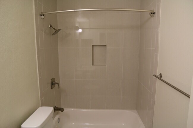 Shower - 821 W California Ave