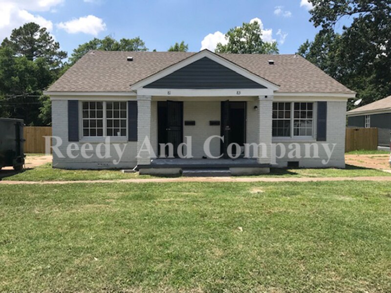 Primary Photo - 83 Eastview Dr