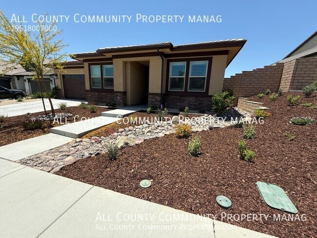 Foto del edificio - 39613 Dayspring Wy