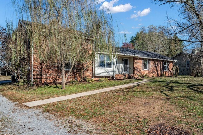 Foto del edificio - 1065 Lakeland Dr