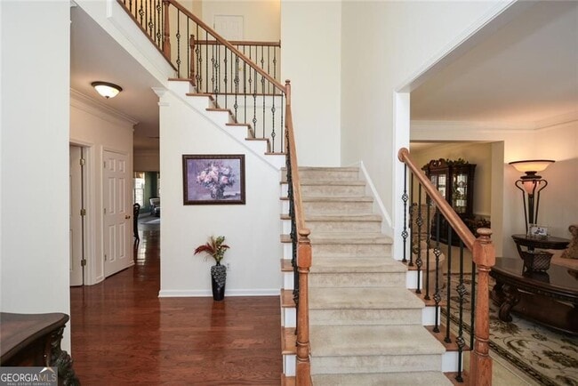 Building Photo - 305 Collegiate Dr