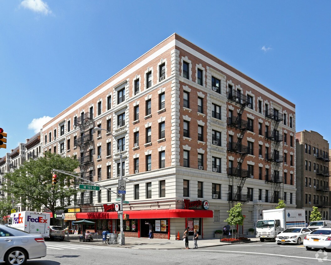 Primary Photo - 3941 Broadway