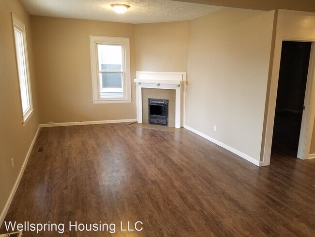 Building Photo - 4 br, 1 bath House - 42 27th St