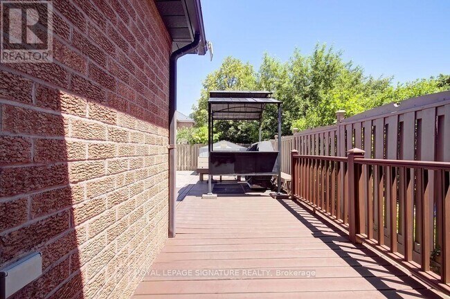Photo du bâtiment - 5386 Landsborough Ave