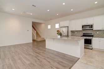 Building Photo - 202 W Tribella Ct