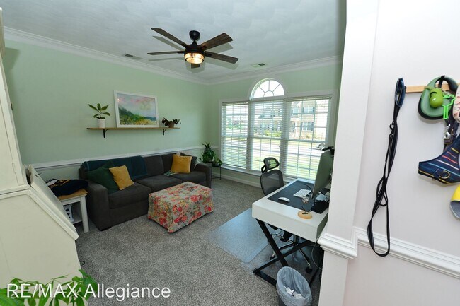 Foto del edificio - 4 br, 3.5 bath House - 1509 VANCE CIRCLE