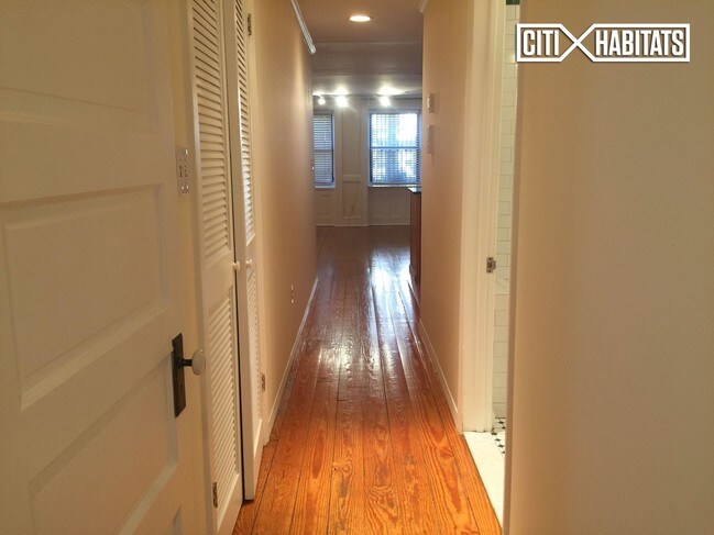 Foto del edificio - 244 W 138th St